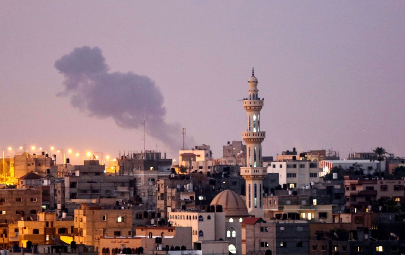 مصادر تكشف آخر التطورات بشأن تدخل الوسطاء لمنع التصعيد في غزة