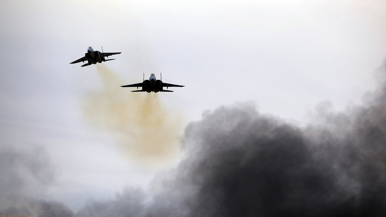 د. مصطفى يوسف اللداوي يكتب: سماءُ غزةَ ملبدةٌ بالطيرانِ الحربي الإسرائيلي