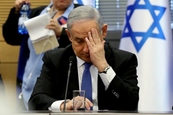 نيويورك تايمز :  ترقب إسرائيلي لنهاية نتنياهو أما الفلسطينيون فيحتفلون بوحدتهم