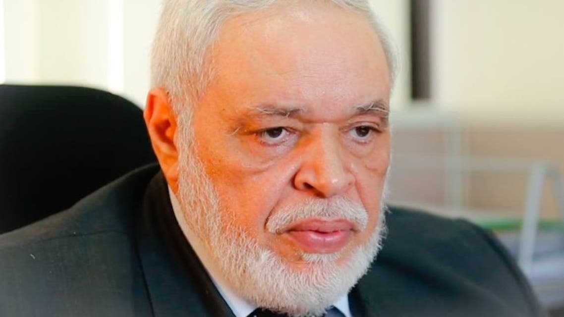 جبهة محمود حسين تضرب إبراهيم منير بـ"لجنة" للقيام بمهام مرشد الإخوان