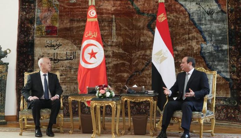 ميدل إيست آي: عقيد أمن مصري ينسق لتكرار تجربة نظامه مع النهضة في تونس