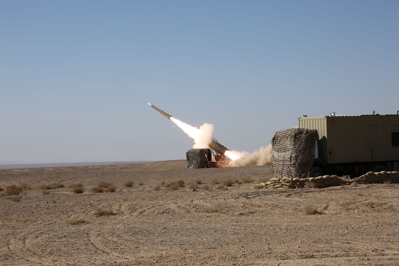 إيران تعلن عن نجاح اختبارات منظومة "مرصاد - 16" الصاروخية