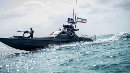 كيف يتسبب «التبجح» الإسرائيلي في إشعال حرب بحرية مع إيران؟