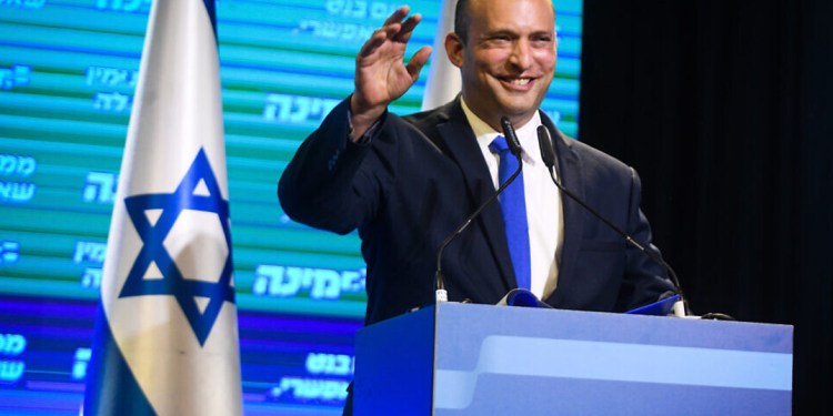 رئيس وزراء إسرائيل : سألتقي السيسي