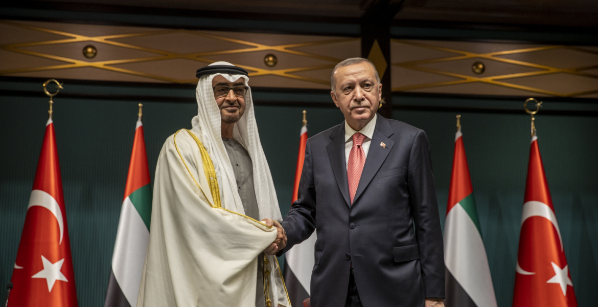 عريب الرنتاوي يكتب: «استدارات» الدبلوماسية الإماراتية.. محاولة للفهم