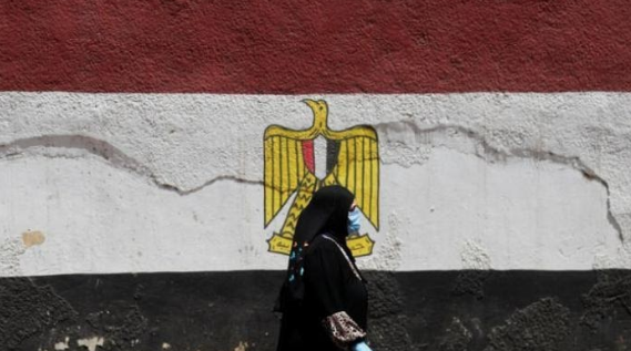 مضاعفات الوباء.. خطر الفقر يطارد المصريين في زمن الإصلاح
