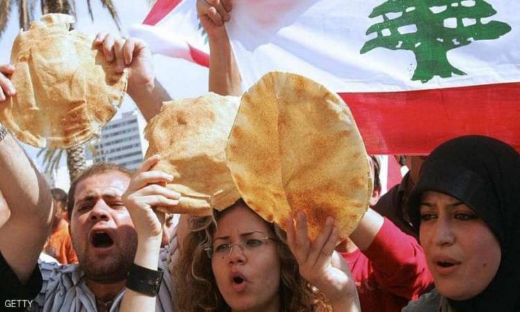 تقرير يحذر من هجرة جماعية ثالثة في لبنان بسبب الأزمة الاقتصادية