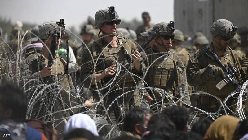واشنطن تحذر من هجوم مسلح على مطار كابل