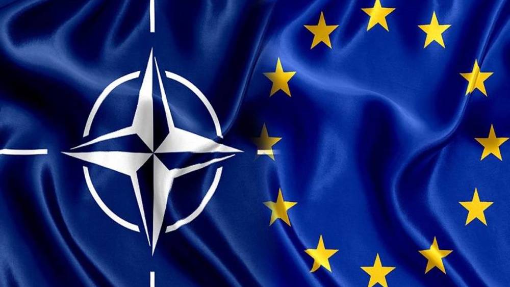 «الناتو» يطرد ثمانية دبلوماسيين روس.. وموسكو تتعهد بالرد