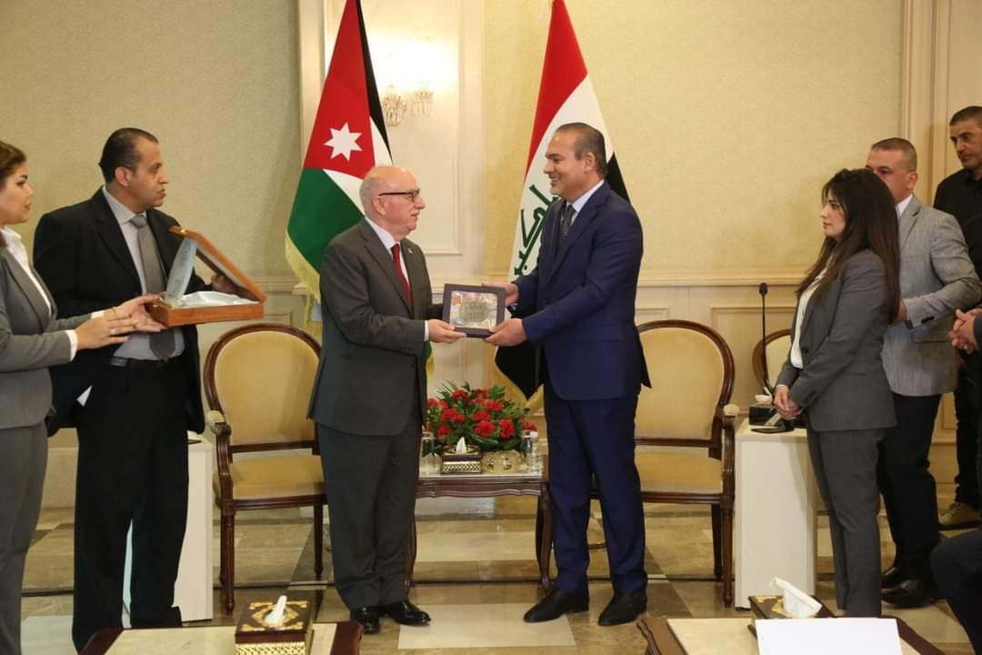 لزيادة أواصر التعاون مع الدول العربية. أمين بغداد يدعو الشركات الأردنية للمشاركة في تنفيذ مشاريع نهضة بغداد