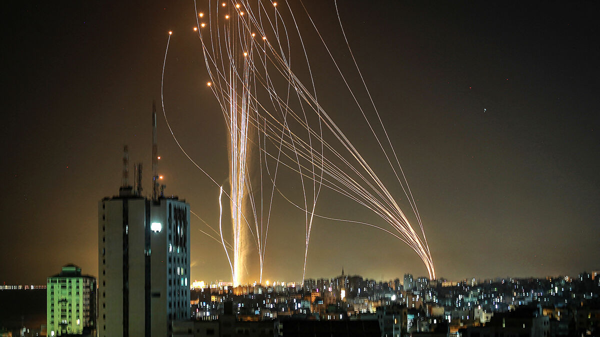 إسرائيل: نتوقع استهدافنا بألفي صاروخ يوميا في حال اندلاع نزاع مع "حزب الله"