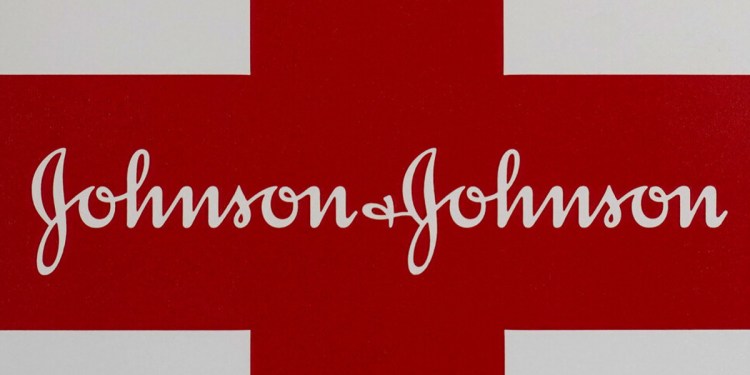 “جونسون آند جونسون” تسحب 6 من منتجاتها لاحتوائها على مواد مسرطنة
