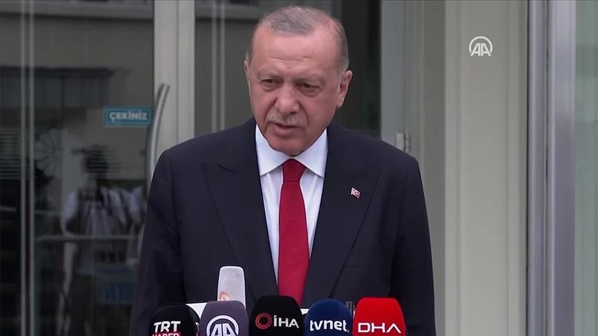 أردوغان يؤكد السيطرة على 196 حريقا من أصل 208