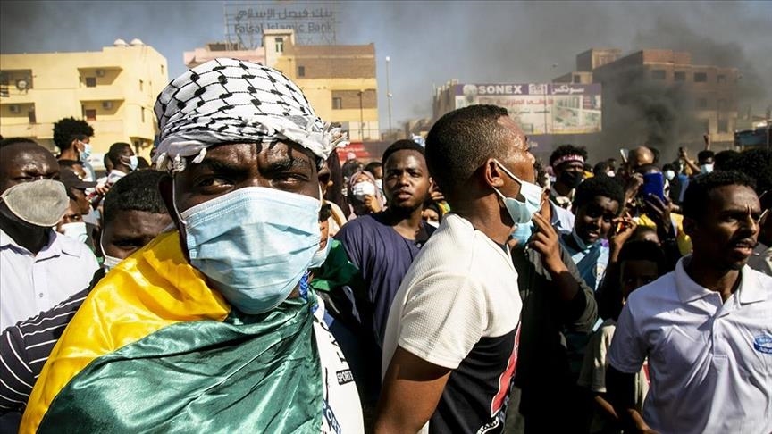 السودان.. محتجون يقطعون خطا رئيسيا للسكك الحديدية