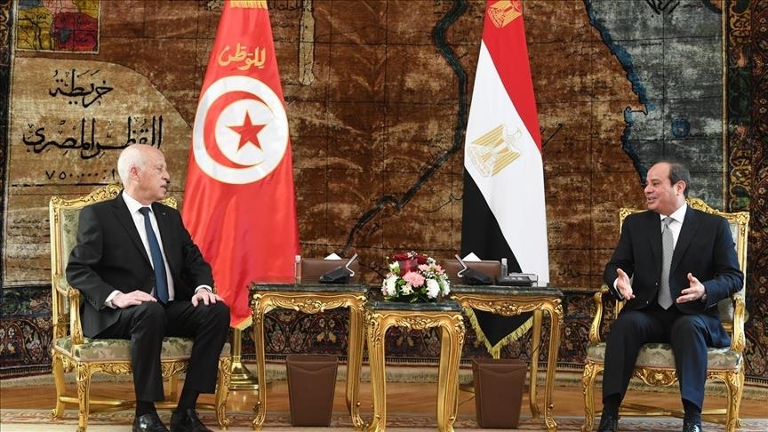 مصر تدعو التونسيين إلى "تجنب التصعيد"
