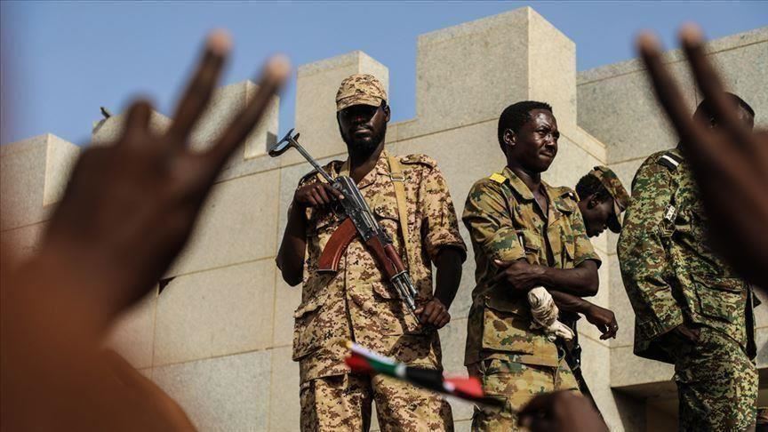 حسام محرم يكتب : إنقلاب السودان نكسة جديدة للربيع العربي