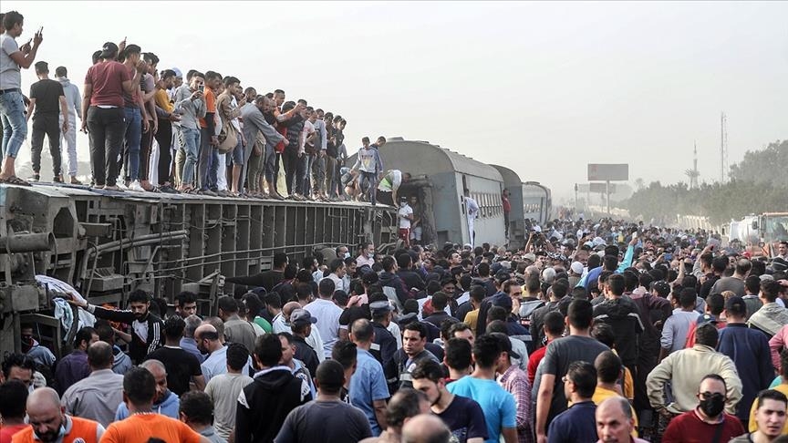 تركيا وقطر تعزيان مصر في ضحايا حادث القطار