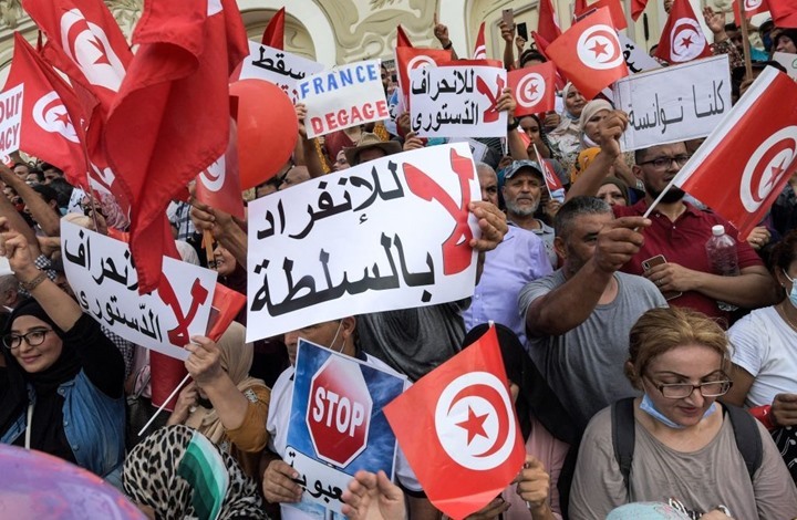 تونس: دعوات لمظاهرات احتجاجية وتحذيرات من انفجارات اجتماعية