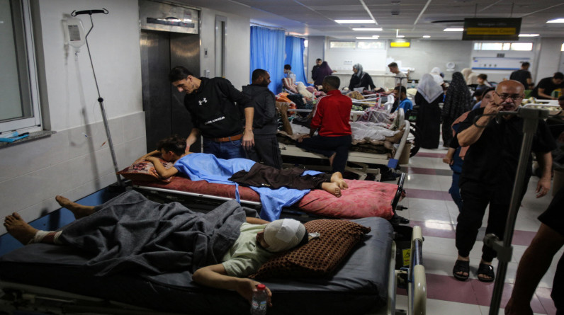 الصحة الفلسطينية: الاحتلال يرفض إجلاء المرضى بمجمع ناصر لتلقي العلاج في مستشفيات أخرى