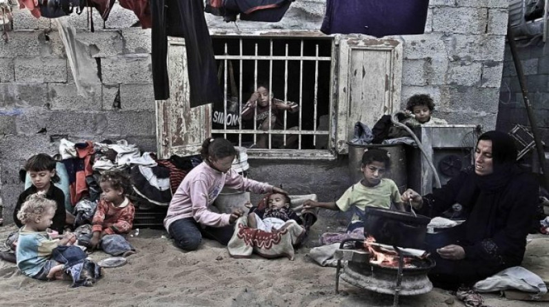 ارتفاع-نسبة-الفقر-في-غزة-إلى-أكثر-من-90