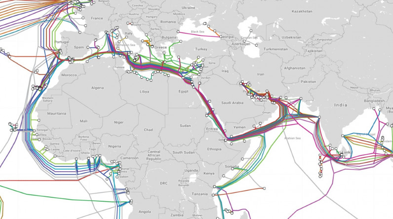 لماذا فقدت مصر صفقة مرور كابل جوجل البحري عبر أراضيها