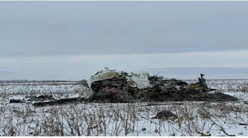 أمريكا: الطائرة التي كانت تقل أسرى أوكرانيين أُسقطت بصاروخ «باتريوت»