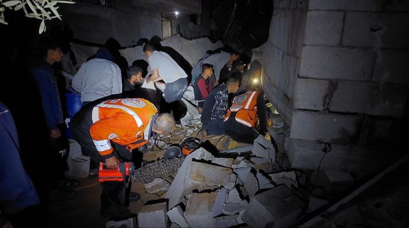 169 يوما من الإبادة: قصف متواصل لقطاع غزة.. وحصار مستشفى الشفاء يدخل يومه السابع