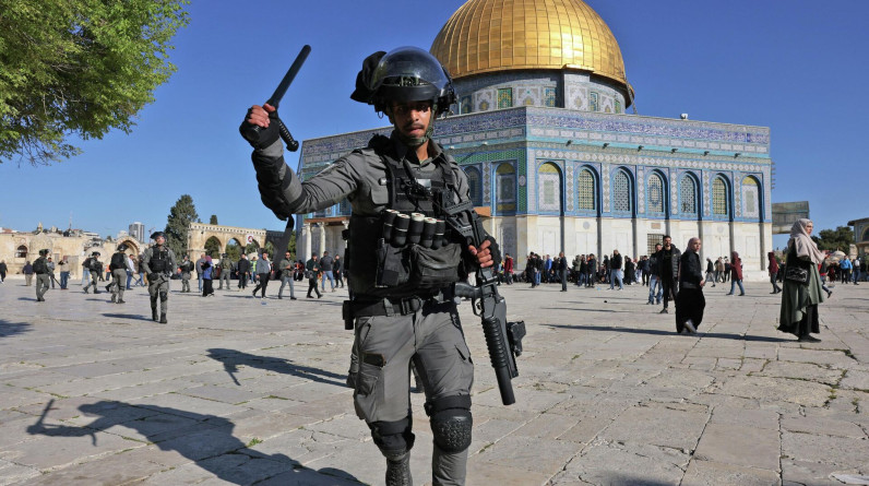 إسرائيل ستمنع الفلسطينيين دخول مسجد الأقصى في شهر رمضان