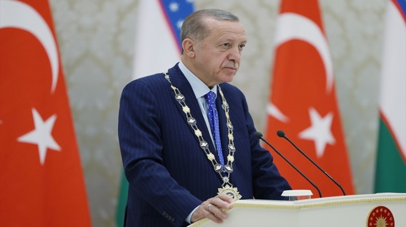 أردوغان يسعى لتحويل صفقة الحبوب لاتفاق سلام بين موسكو وكييف