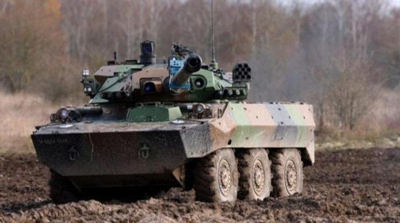 خارقة للدروع.. فرنسا تنجد أوكرانيا بأول دبابة غربية