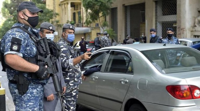 حادث سطو مسلح يحول مدينة لبنانية إلى "ثكنة عسكرية"