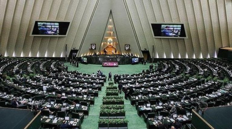 لمناقشة الاتفاق النووي.. جلسة طارئة لبرلمان إيران