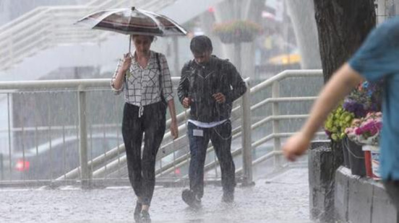 تركيا: تحذير لـ"61" ولاية من عواصف وأمطار غزيرة