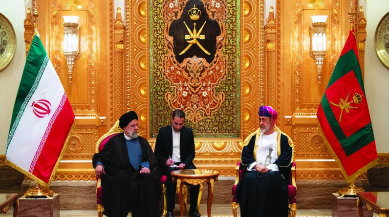 هل يحمل سلطان عمان رسائل جديدة إلى طهران؟