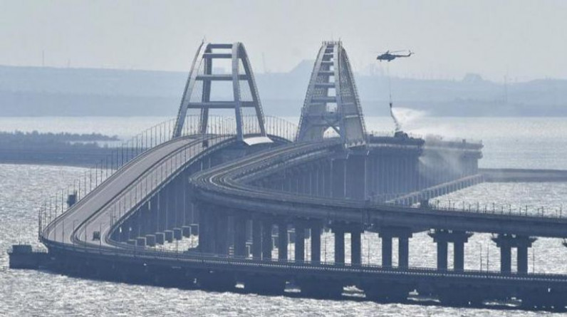 جسر القرم.. ماذا نعرف عن أطول جسور أوروبا وكيف سيؤثر على حرب أوكرانيا؟