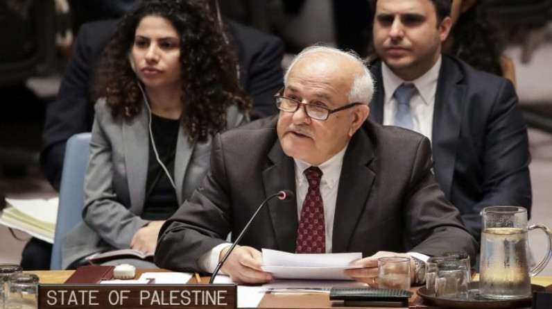 رياض منصور: الفلسطيني لا يقتل لأفعاله بل على هويته