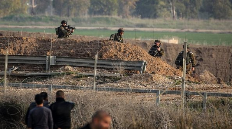 الاحتلال يستنفر على جبهة غزة: غلق للطرقات ووقف للقطارات