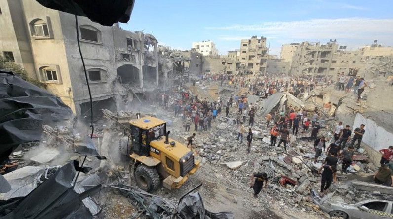 ارتفاع-حصيلة-الشهداء-في-غزة-الى-34596-منذ-السابع-من-أكتوبر