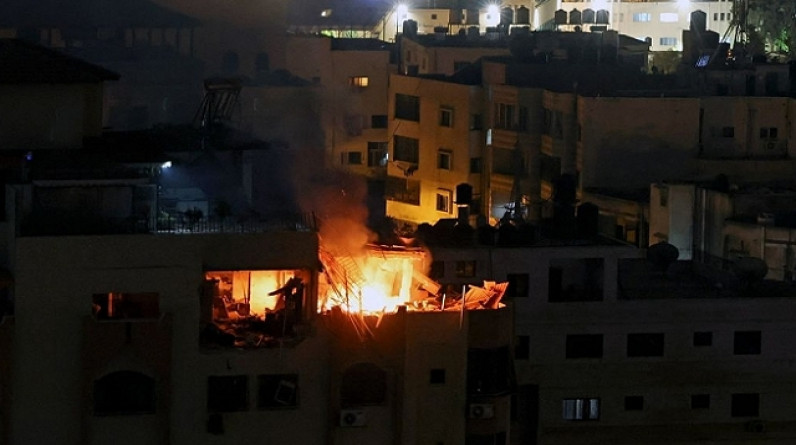 تسعة شهداء ومصابون في غزّة إثر غارات للاحتلال استهدفت قادة للجهاد الإسلامي