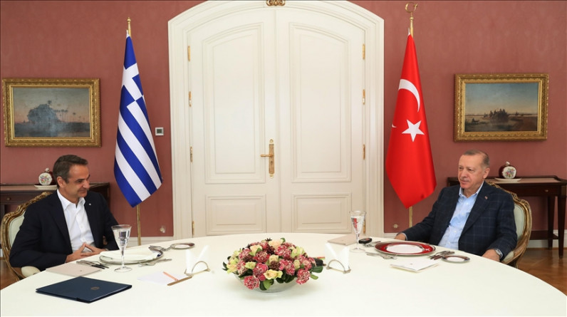 أردوغان يلتقي رئيس الوزراء اليوناني في إسطنبول