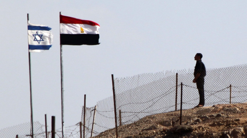 إعلام عبري: إطلاق نار بين الجيش المصري والإسرائيلي