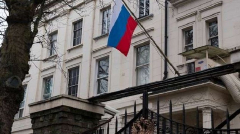 سفارة روسيا لدى بيروت تعلق على بيان الخارجية اللبنانية حول الأزمة الأوكرانية..ماذا قالت؟