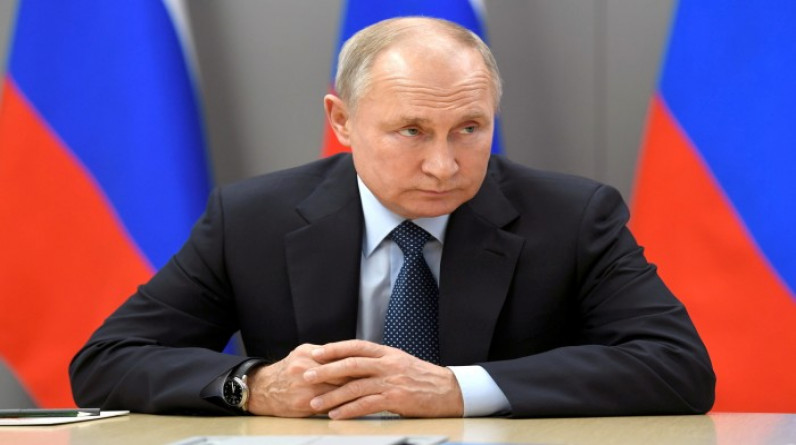 بوتين: سيتم اتخاذ قرار حول مسألة الاعتراف بجمهوريتي دونيتسك ولوغانسك اليوم