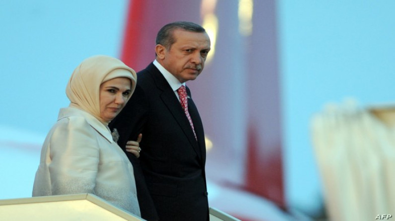 أردوغان يعلن إصابته وزوجته بفيروس كورونا