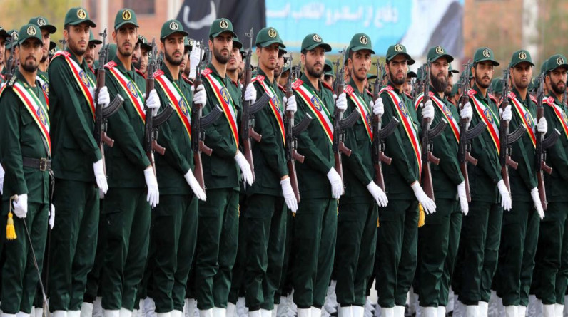 أمريكا تدرس رفع الحرس الثوري الإيراني من قائمة الإرهاب مقابل خفض التصعيد