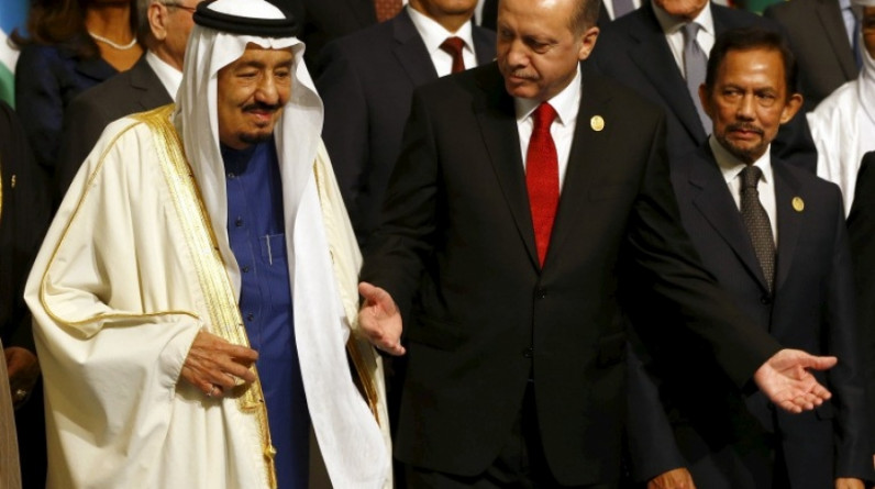 أردوغان يؤكد رغبة بلاده في تعزيز علاقاتها مع السعودية