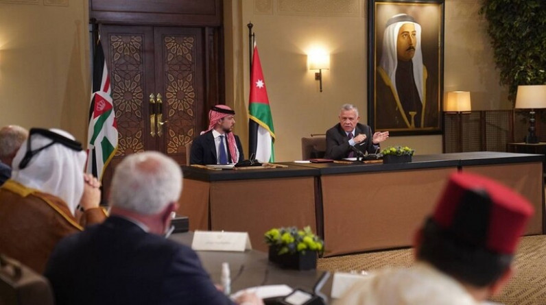 ملك الأردن يؤكد أهمية توحيد الجهود العربية لوقف التصعيد في القدس