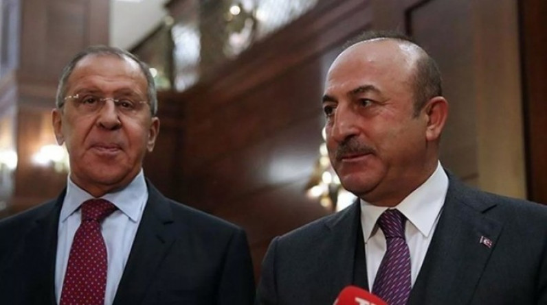 وزير الخارجية التركي يزور موسكو الأربعاء للقاء لافروف