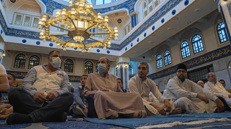 مصر.. منع التهجد والاعتكاف في المساجد في العشر الأواخر من رمضان