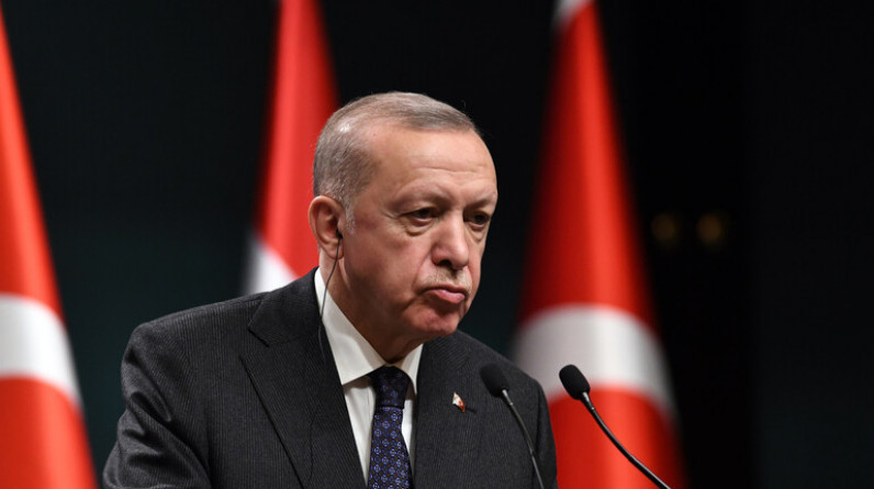 أردوغان يؤكد أن أنقرة ستواصل جهودها للتوصل إلى نتيجة مرضية لروسيا وأوكرانيا في مفاوضات اسطنبول